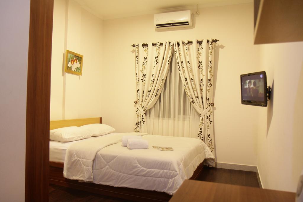 Hotel Lotus Bandung Chambre photo