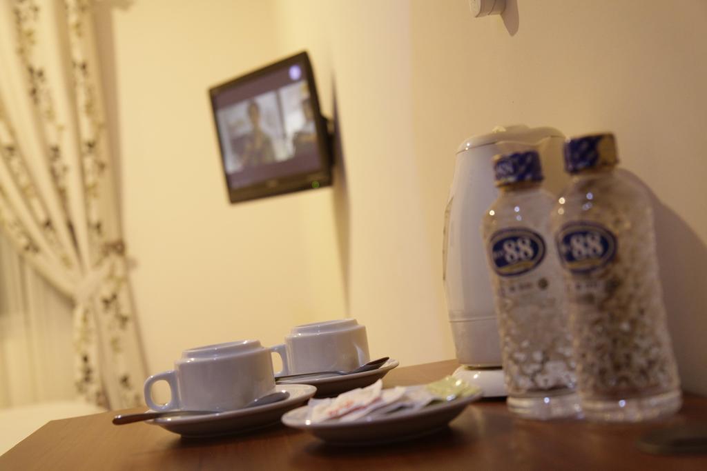 Hotel Lotus Bandung Chambre photo
