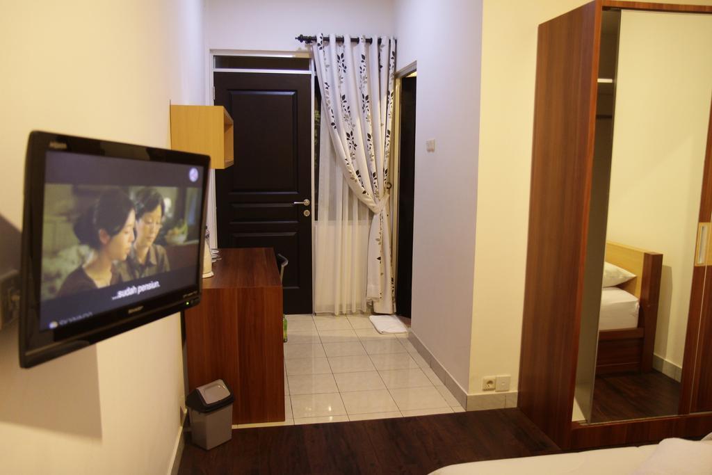 Hotel Lotus Bandung Chambre photo