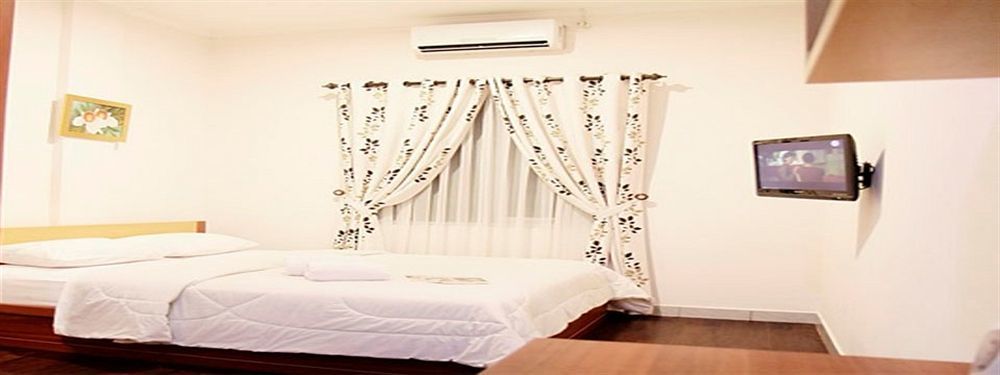Hotel Lotus Bandung Extérieur photo